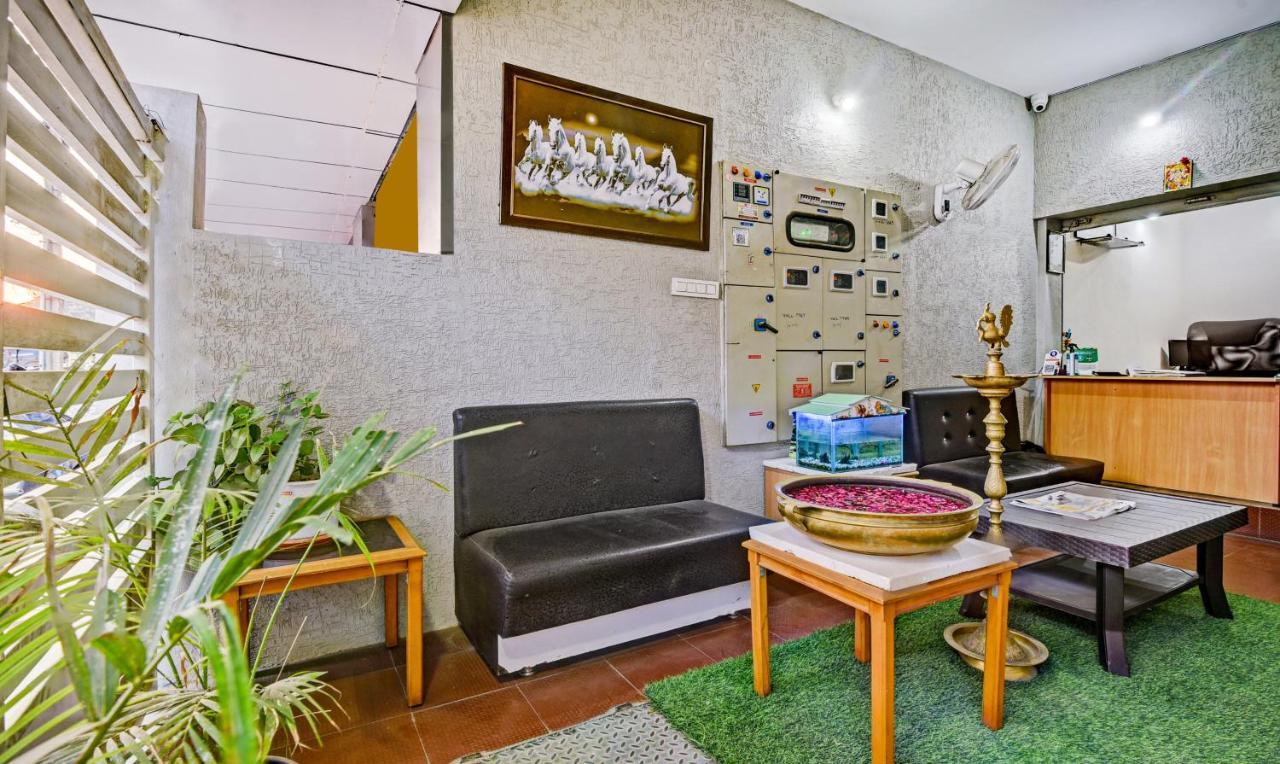 Treebo Trend Karan Residency Hotel ไมซอร์ ภายนอก รูปภาพ